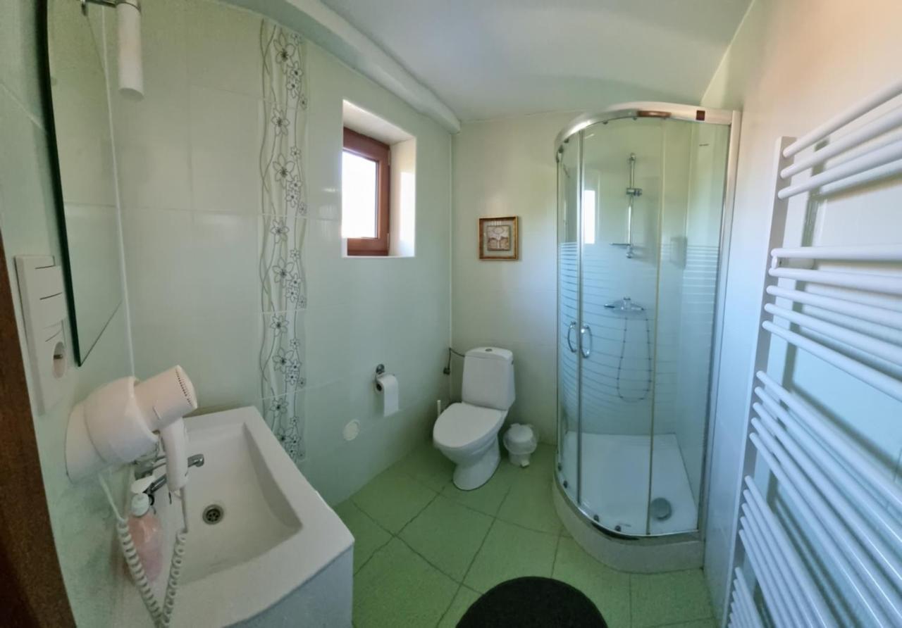 Chata Línia Kokava nad Rimavicou Exterior foto